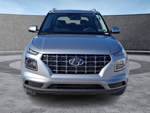 New 2026 Hyundai Venue SEL image 2