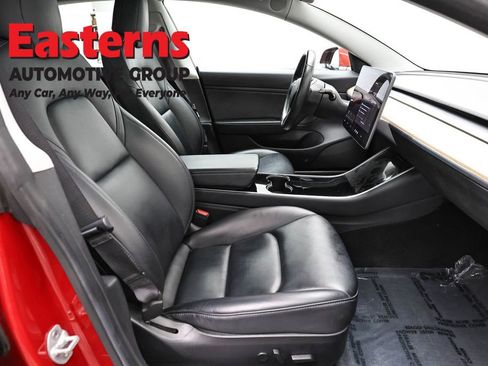 Used 2019 Tesla Model 3 Standard Range image 21