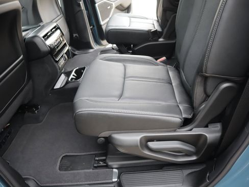 New 2026 Jeep Grand Wagoneer Limited AWD/4WD image 13