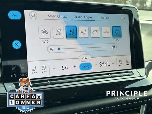 Used 2024 Volkswagen Atlas SE image 25