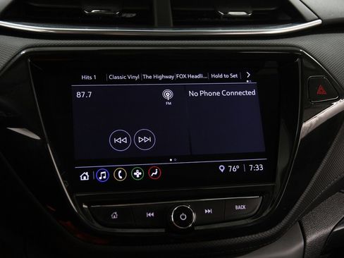 Used 2023 Chevrolet TrailBlazer LT w/ Convenience Package image 11