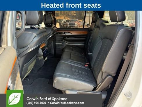 Used 2022 Jeep Grand Wagoneer Series III AWD/4WD image 11