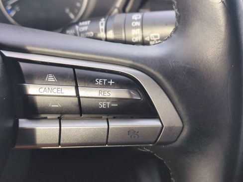 Used 2021 MAZDA MAZDA3 s image 22