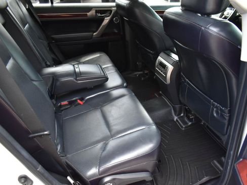 Used 2018 Lexus GX 460 Luxury AWD/4WD image 30