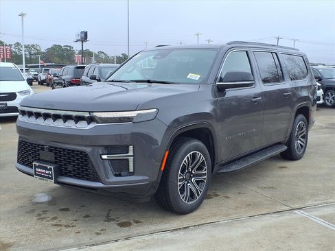 New 2026 Jeep Grand Wagoneer L 2WD image 3