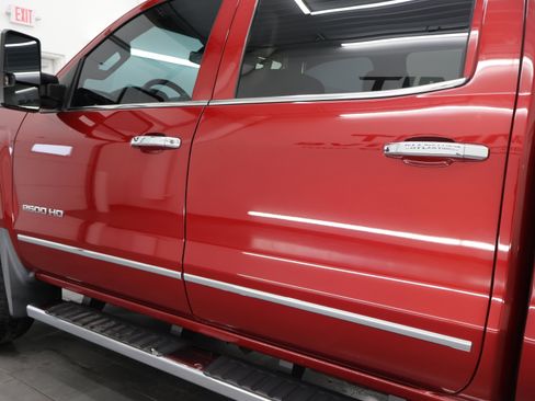 Used 2018 Chevrolet Silverado 2500 LTZ w/ Duramax Plus Package image 30