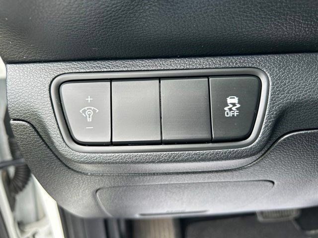 Used 2023 Kia Forte LXS FWD image 18