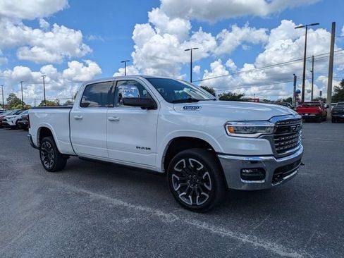 Used 2025 RAM 1500 Limited AWD/4WD image 2