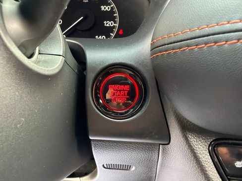 Used 2025 Honda HR-V Sport image 29
