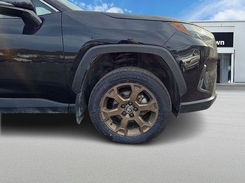 Used 2024 Toyota RAV4 AWD Hybrid image 2