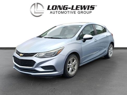 Used 2017 Chevrolet Cruze LT image 1