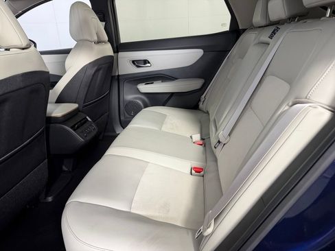 Used 2024 Nissan Ariya FWD image 27