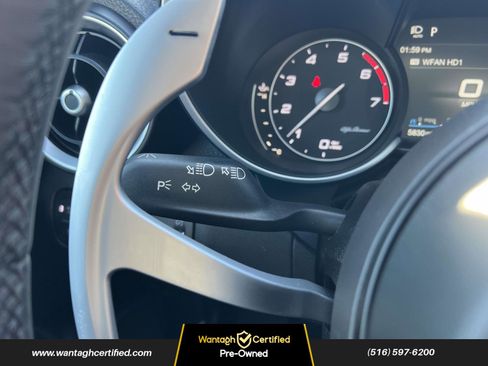 Used 2023 Alfa Romeo Giulia Veloce image 21