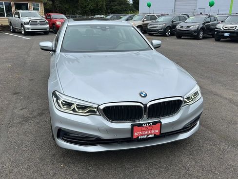 Used 2017 BMW 530i xDrive AWD/4WD image 1