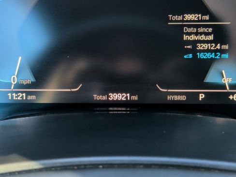 Used 2021 BMW X5 xDrive45e w/ Premium Package image 14