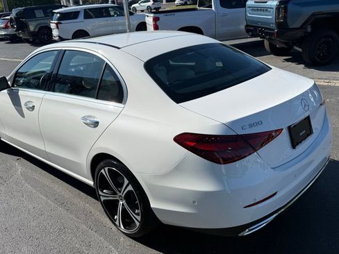 Used 2025 Mercedes-Benz C 300 Sedan image 7