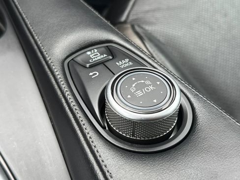 Used 2019 INFINITI QX50 Essential w/ Premium Heat Package image 39