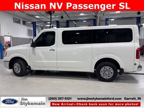 Used 2019 Nissan NV 3500 SL RWD image 2