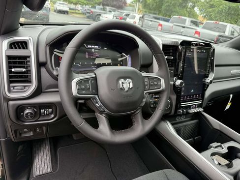 New 2026 RAM 1500 4x4 Crew Cab image 2
