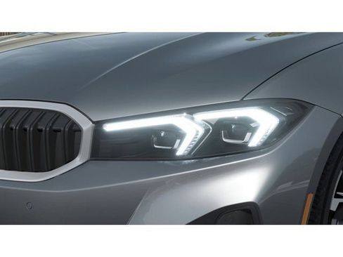New 2026 BMW 330i xDrive Sedan w/ Convenience Package AWD/4WD image 6