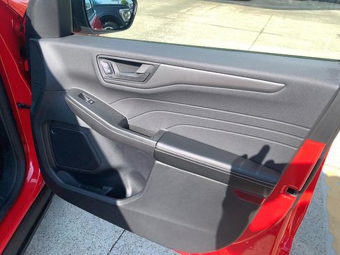 Used 2024 Ford Escape Active image 13