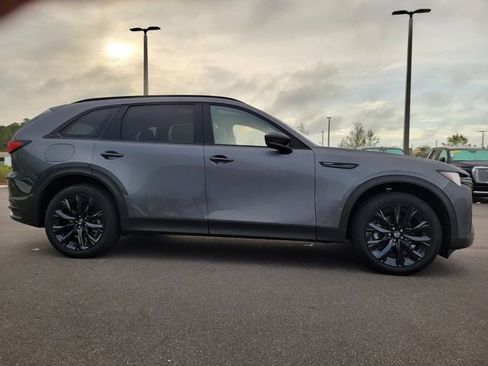 Certified 2025 MAZDA CX-90 Plug-In Hybrid w/Premium Sport image 17