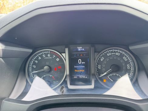 Used 2022 Toyota Tacoma TRD Off-Road w/ Black Out Package (TMS) image 22