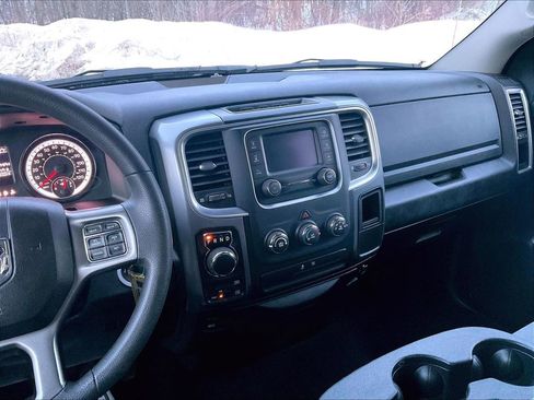 Used 2024 RAM 1500 Classic SLT image 17