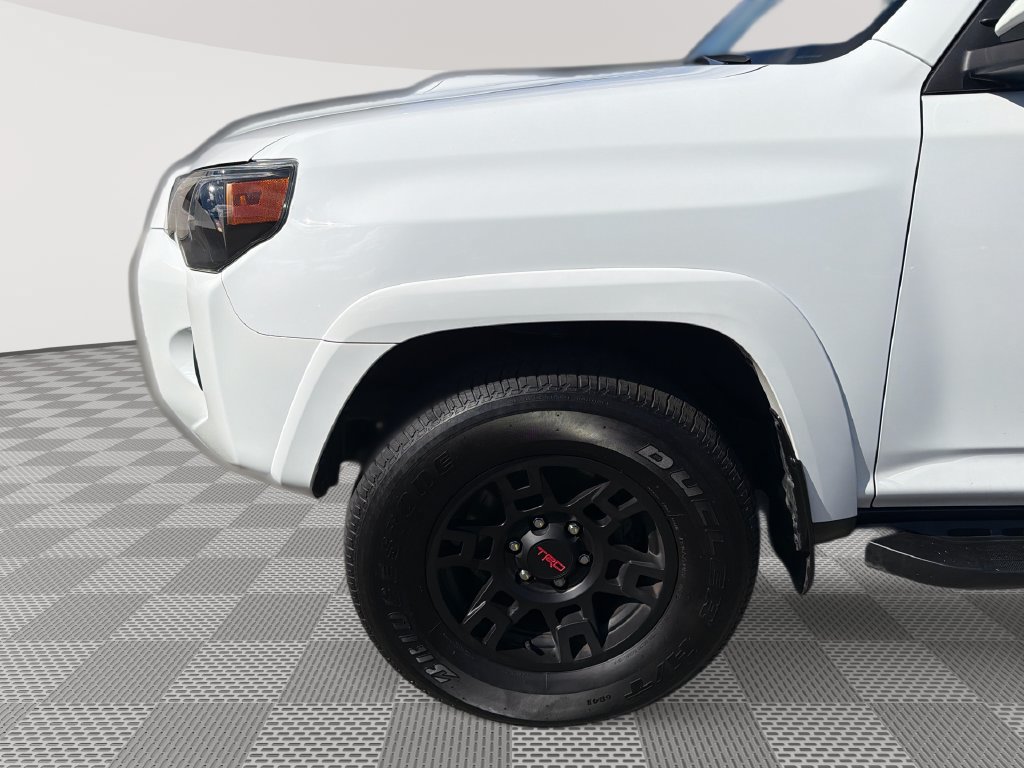Used 2024 Toyota 4Runner TRD Off-Road Premium w/ Moonroof Package AWD/4WD image 19