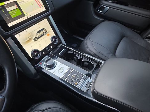 Used 2020 Land Rover Range Rover Long Wheelbase HSE image 29