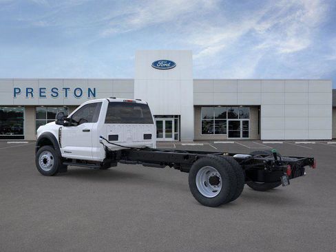 New 2025 Ford F550 2WD Regular Cab Super Duty image 4