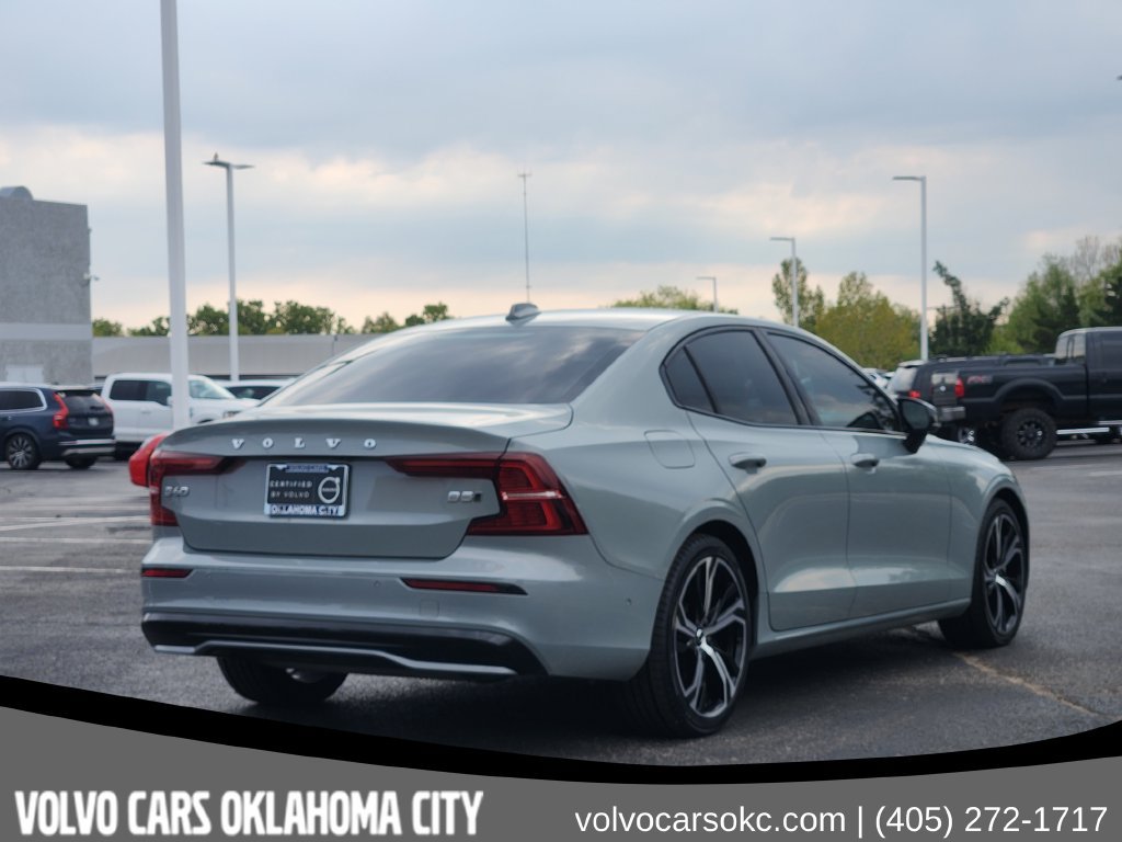 Certified 2024 Volvo S60 B5 Plus AWD/4WD image 4