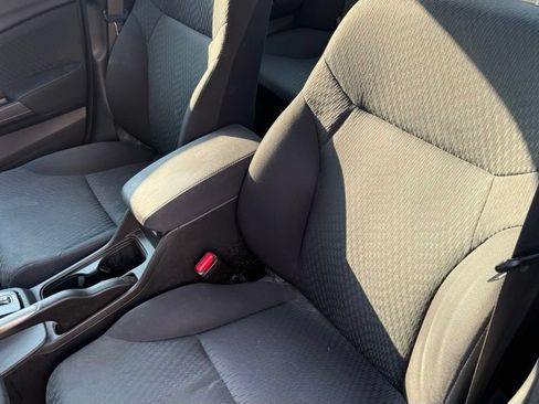 Used 2015 Honda Civic LX image 10