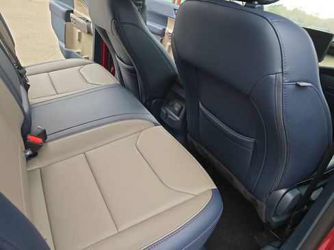 Used 2025 Ford Maverick Lariat w/ 4K Tow Package image 17