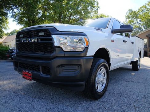 Used 2019 RAM 2500 Tradesman AWD/4WD image 2