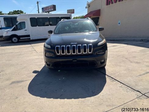 Used 2014 Jeep Cherokee Latitude image 2