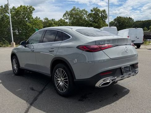 Certified 2025 Mercedes-Benz GLC 300 4MATIC image 5