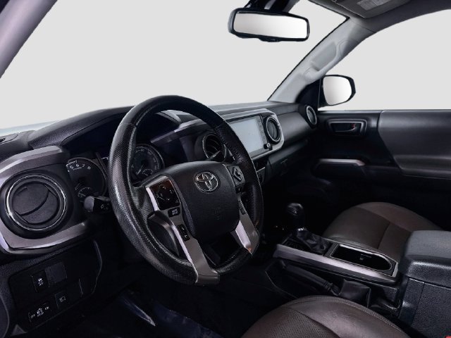 Used 2023 Toyota Tacoma SR5 w/ Technology Package RWD image 22