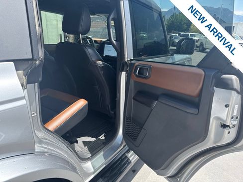 Used 2024 Ford Bronco Outer Banks AWD/4WD image 12