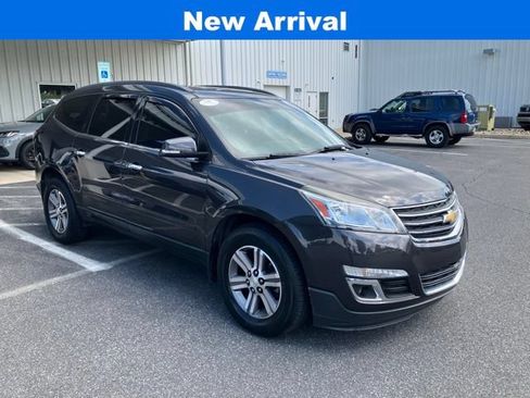 Used 2016 Chevrolet Traverse LT AWD/4WD image 1