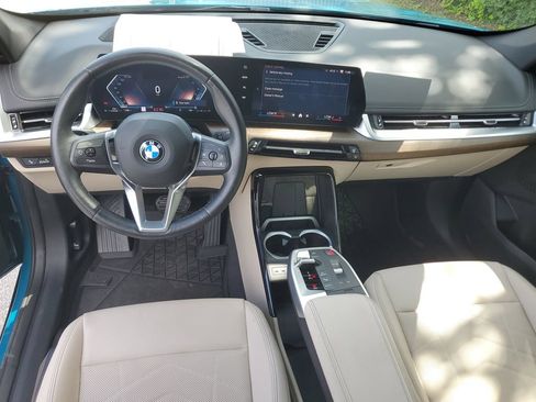 Used 2024 BMW X1 xDrive28i w/ Premium Package AWD/4WD image 3
