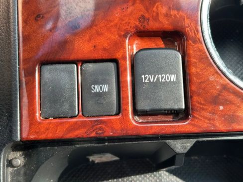 Used 2013 Toyota Highlander Limited image 29