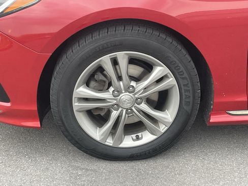 Used 2018 Hyundai Sonata Sport FWD image 11