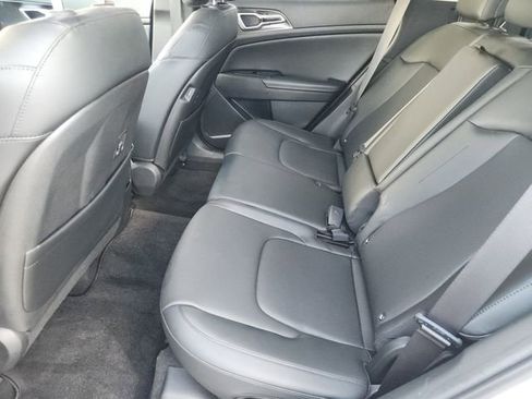 Used 2023 Kia Sportage EX FWD image 23