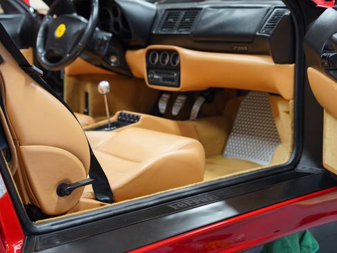 Used 1997 Ferrari F355 Spider RWD image 42