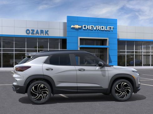 New 2026 Chevrolet TrailBlazer RS w/ Convenience Package FWD image 39