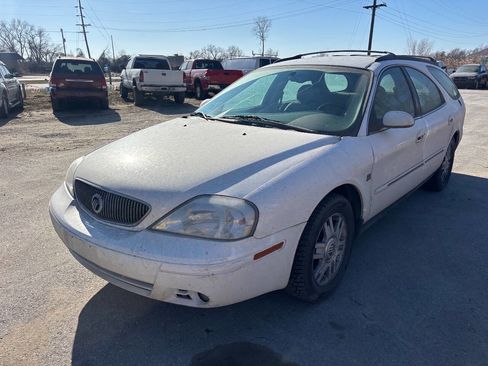 Used 2005 Mercury Sable LS image 2