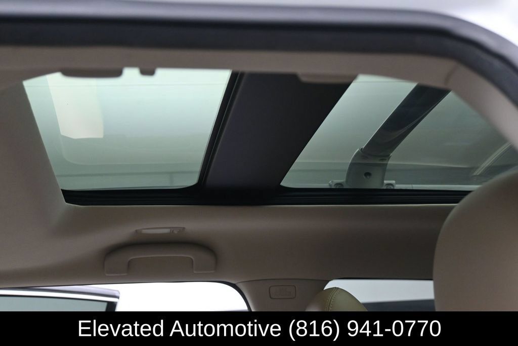 Used 2014 Nissan Pathfinder Platinum w/ Platinum Premium Package AWD/4WD image 17