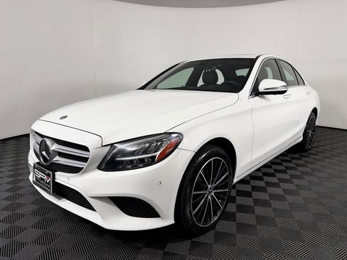 Used 2020 Mercedes-Benz C 300 4MATIC Sedan image 2