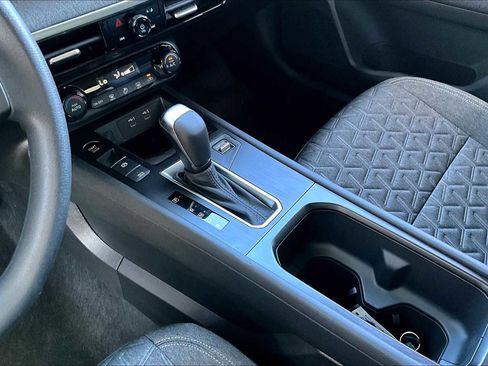 New 2026 Nissan Kicks SV image 7